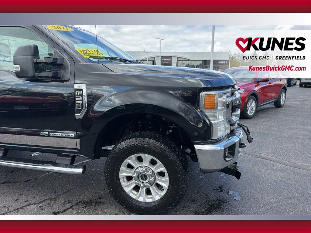 Used 2021 Ford F250 XLT w/ XLT Value Package AWD/4WD image 13