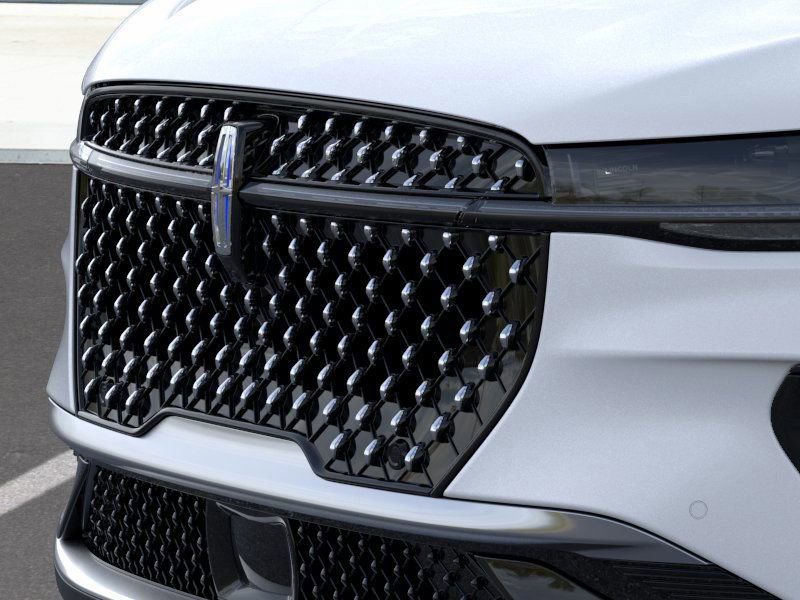 New 2026 Lincoln Nautilus Premier w/ Equipment Group 102A image 17