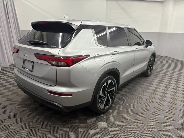 Used 2022 Mitsubishi Outlander ES AWD/4WD image 5