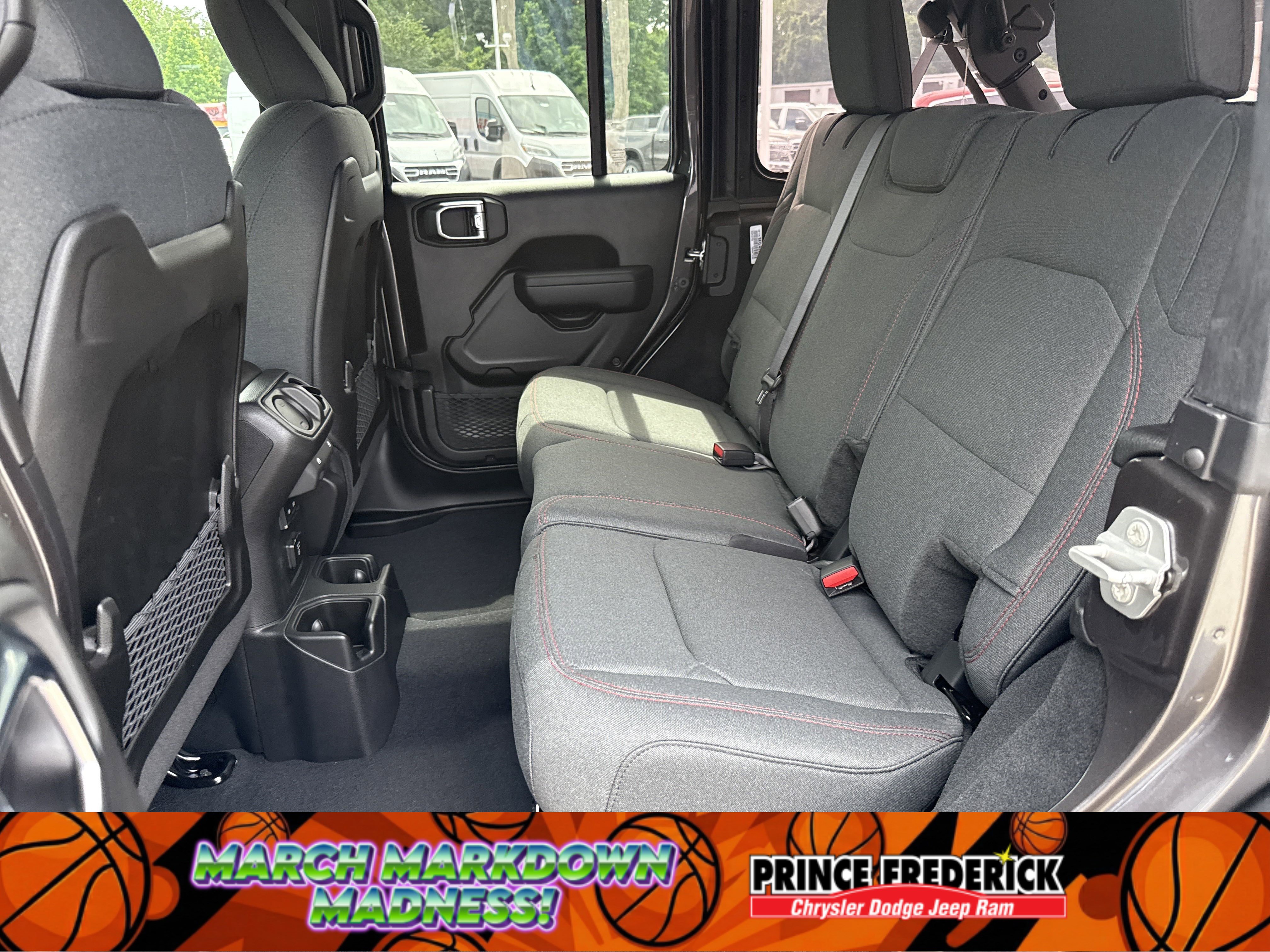 New 2025 Jeep Wrangler Unlimited Rubicon image 11