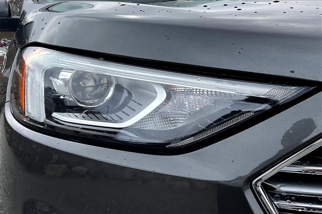 Used 2019 Ford Edge SEL w/ Equipment Group 201A image 25