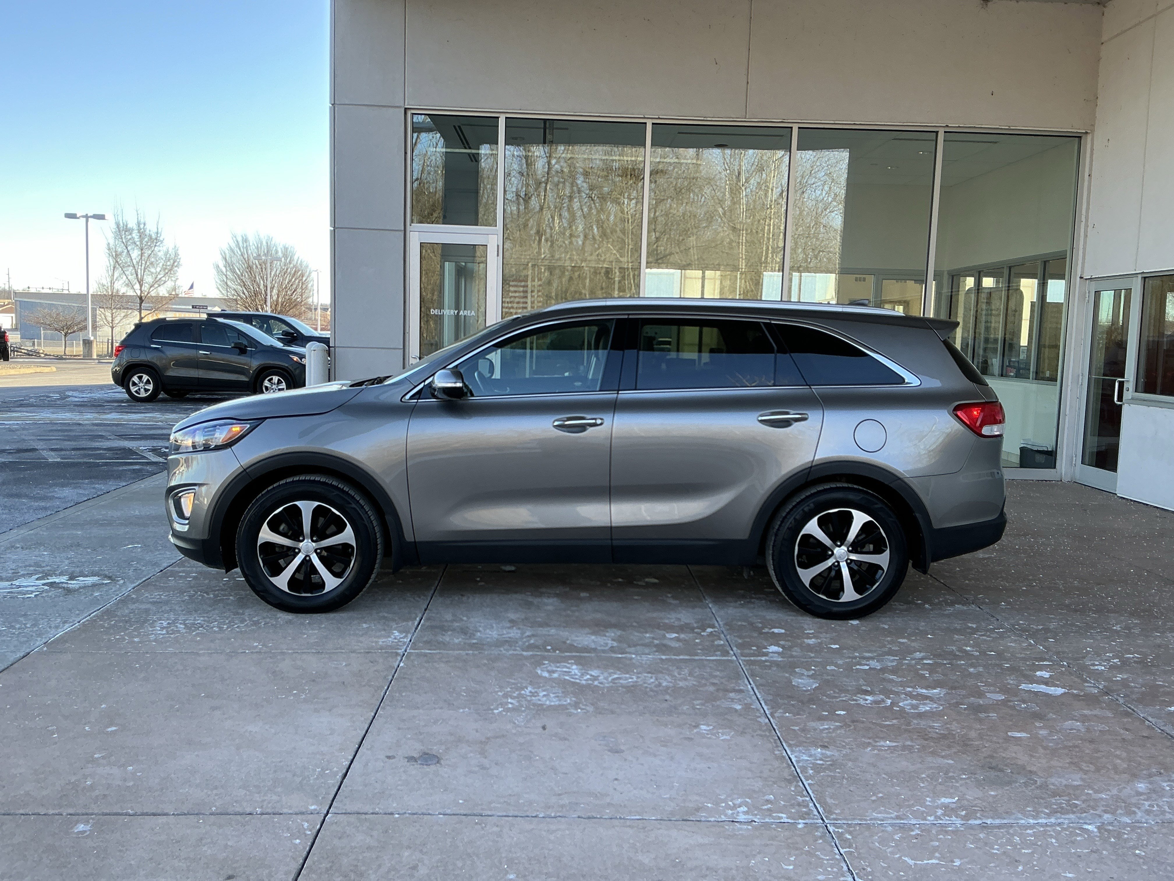 Used 2016 Kia Sorento EX image 19