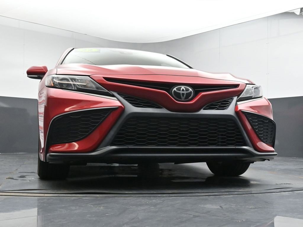 Used 2022 Toyota Camry SE image 31