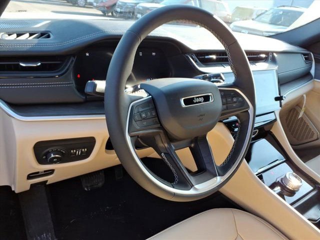 New 2026 Jeep Grand Cherokee L Limited w/ Limited Altitude Package image 6