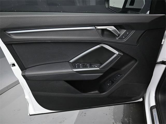 Used 2023 Audi Q3 2.0T Premium Plus w/ Premium Plus Package image 11