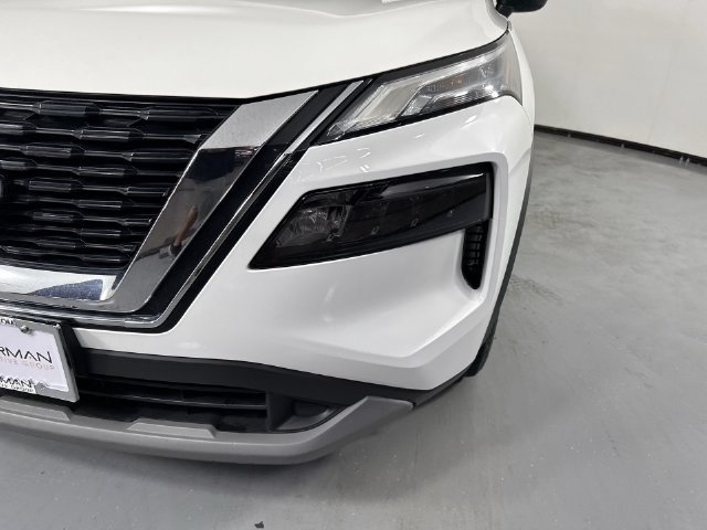 Used 2023 Nissan Rogue S FWD image 28