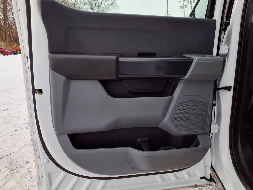 Used 2021 Ford F150 XL image 24