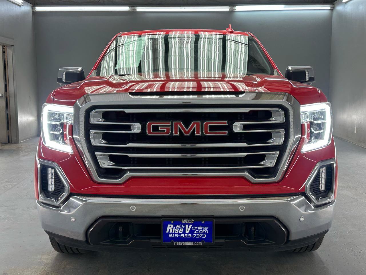 Used 2022 GMC Sierra 1500 SLT AWD/4WD image 2