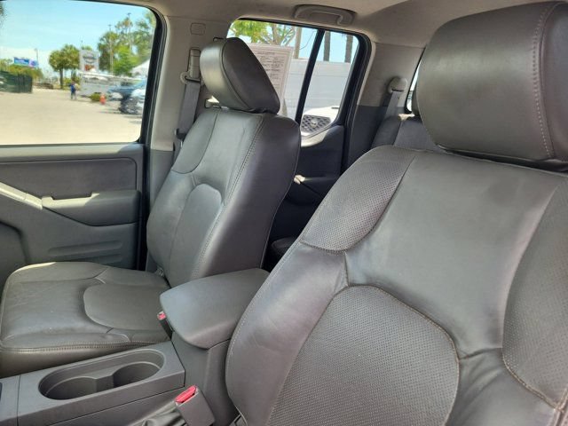 Certified 2019 Nissan Frontier SL RWD image 19