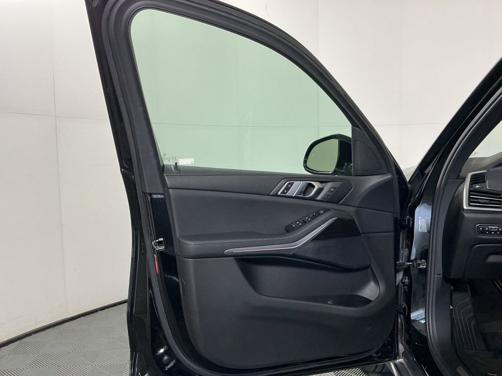 Used 2019 BMW X5 xDrive40i w/ Convenience Package image 19