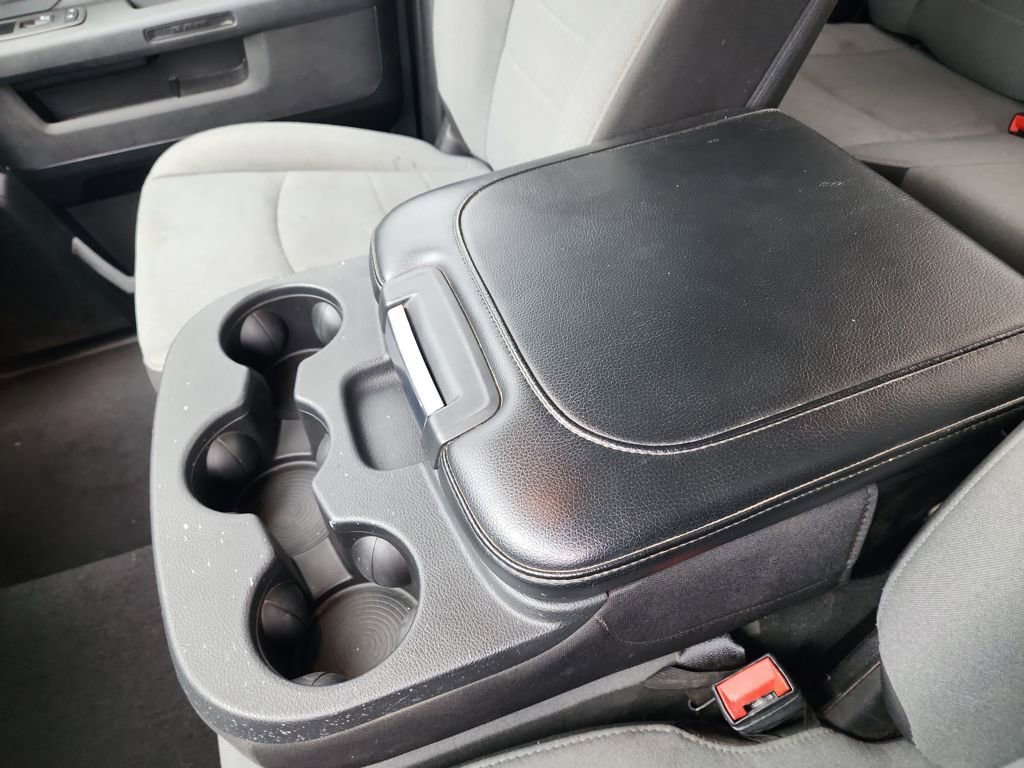 Used 2024 RAM 1500 Classic SLT image 31