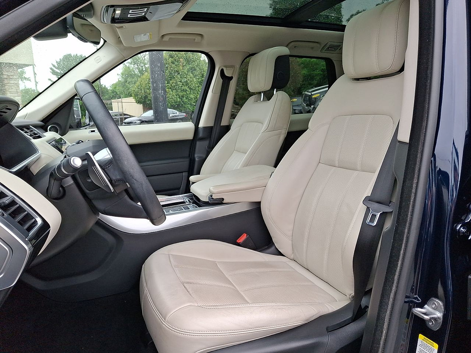 Used 2022 Land Rover Range Rover Sport HSE Dynamic AWD/4WD image 17