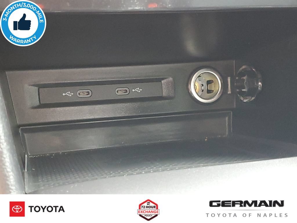 Used 2022 Volkswagen Tiguan SEL R-Line AWD/4WD image 31