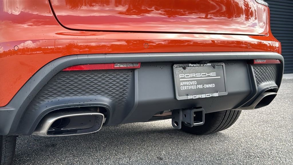 Certified 2025 Porsche Macan image 25