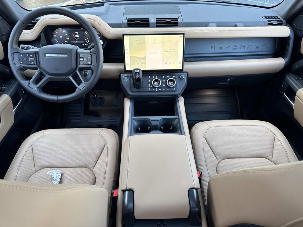 New 2026 Land Rover Defender 110 X-Dynamic SE AWD/4WD image 17