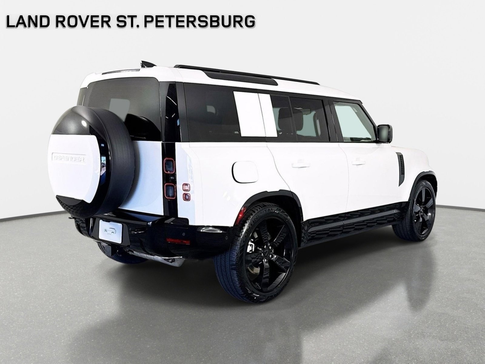 Used 2026 Land Rover Defender 110 X-Dynamic SE AWD/4WD image 5