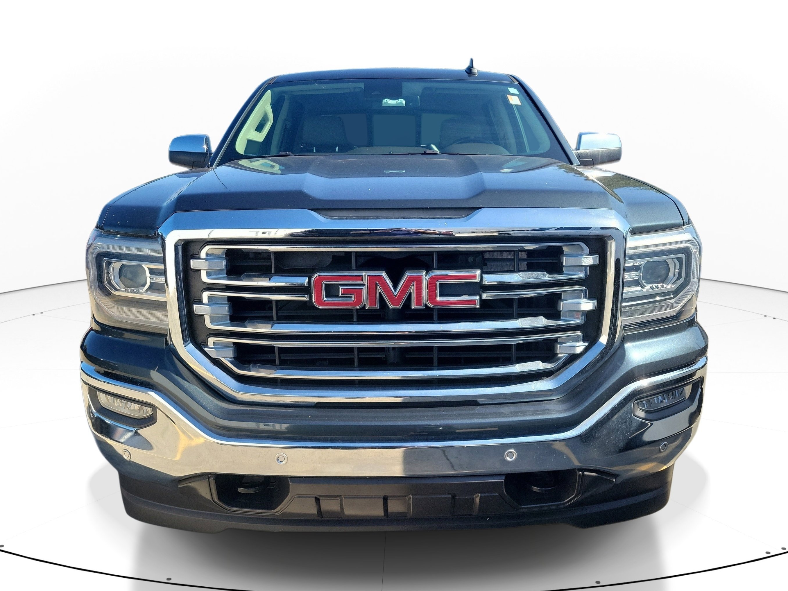 Used 2018 GMC Sierra 1500 SLT AWD/4WD image 2