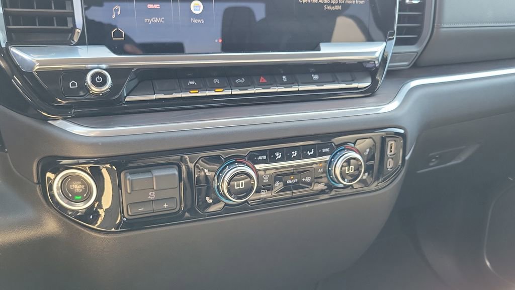 Used 2026 GMC Sierra 1500 SLT image 29