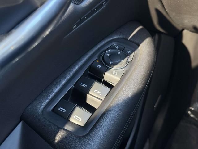 Used 2019 Cadillac XT5 Premium Luxury AWD/4WD image 21