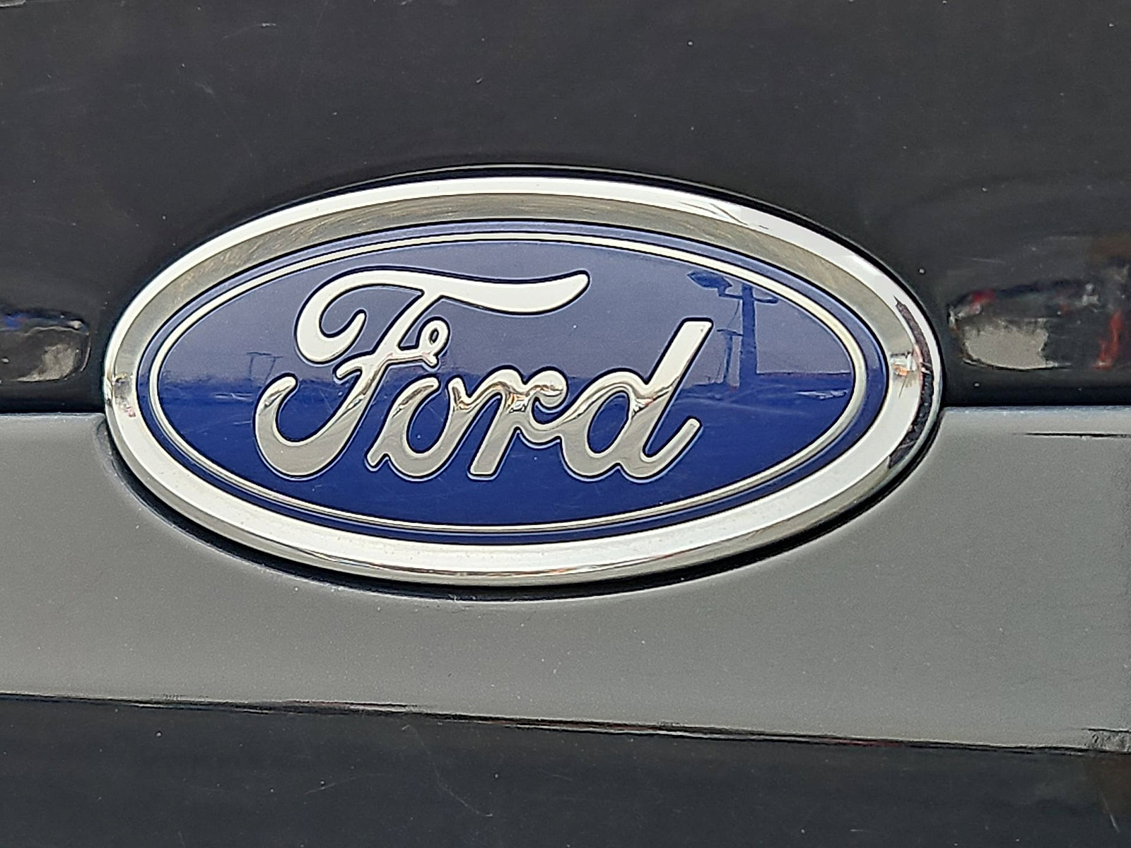 Used 2020 Ford Fusion SE w/ Equipment Group 151A FWD image 24