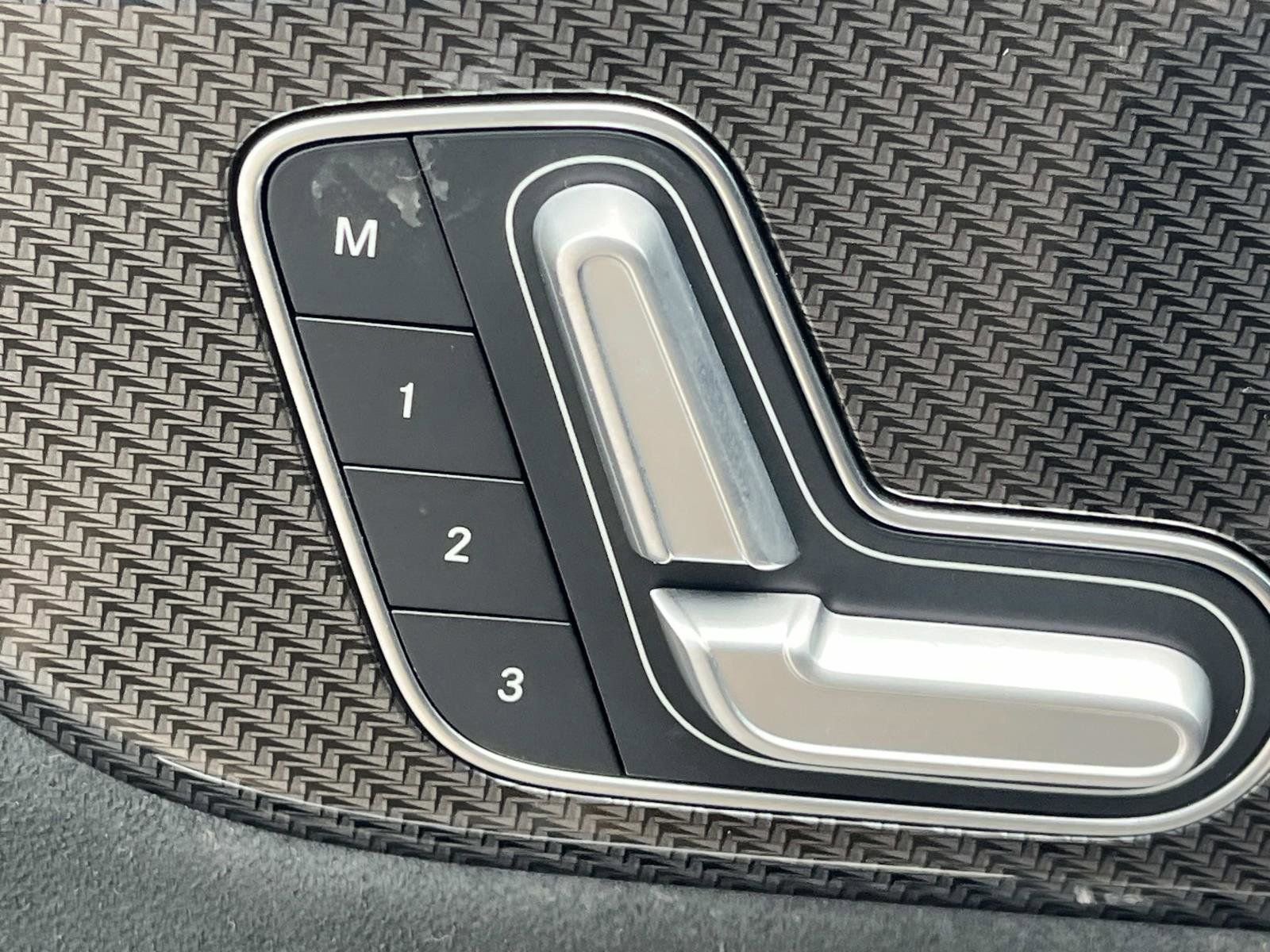 Certified 2022 Mercedes-Benz GLA 250 image 19