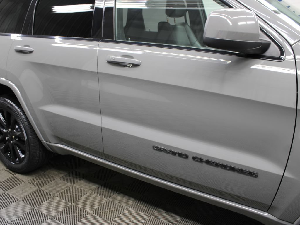 Used 2021 Jeep Grand Cherokee Altitude AWD/4WD image 35