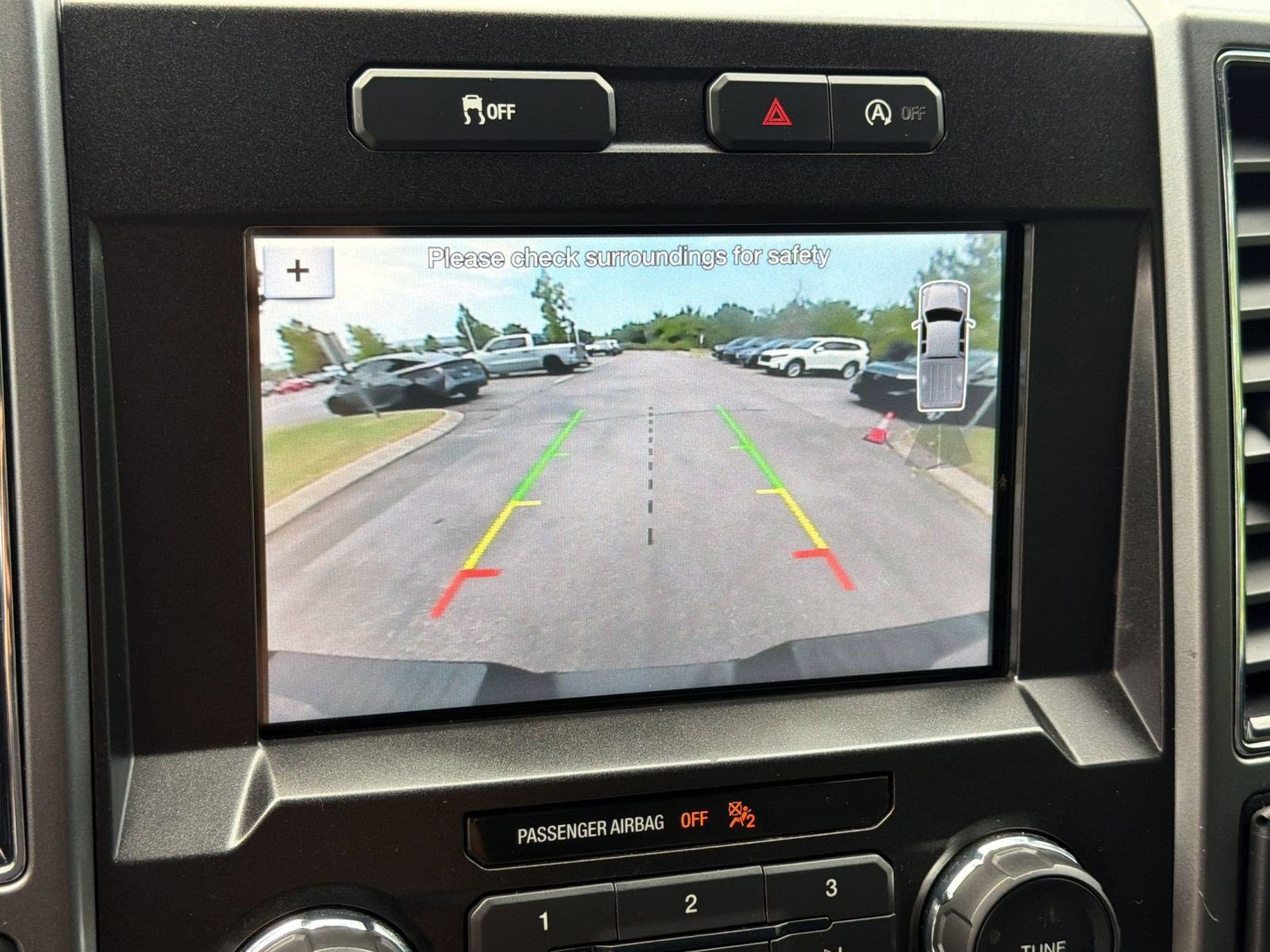 Used 2018 Ford F150 XLT w/ Equipment Group 302A Luxury AWD/4WD image 19
