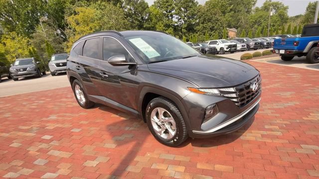Used 2022 Hyundai Tucson SEL FWD image 3