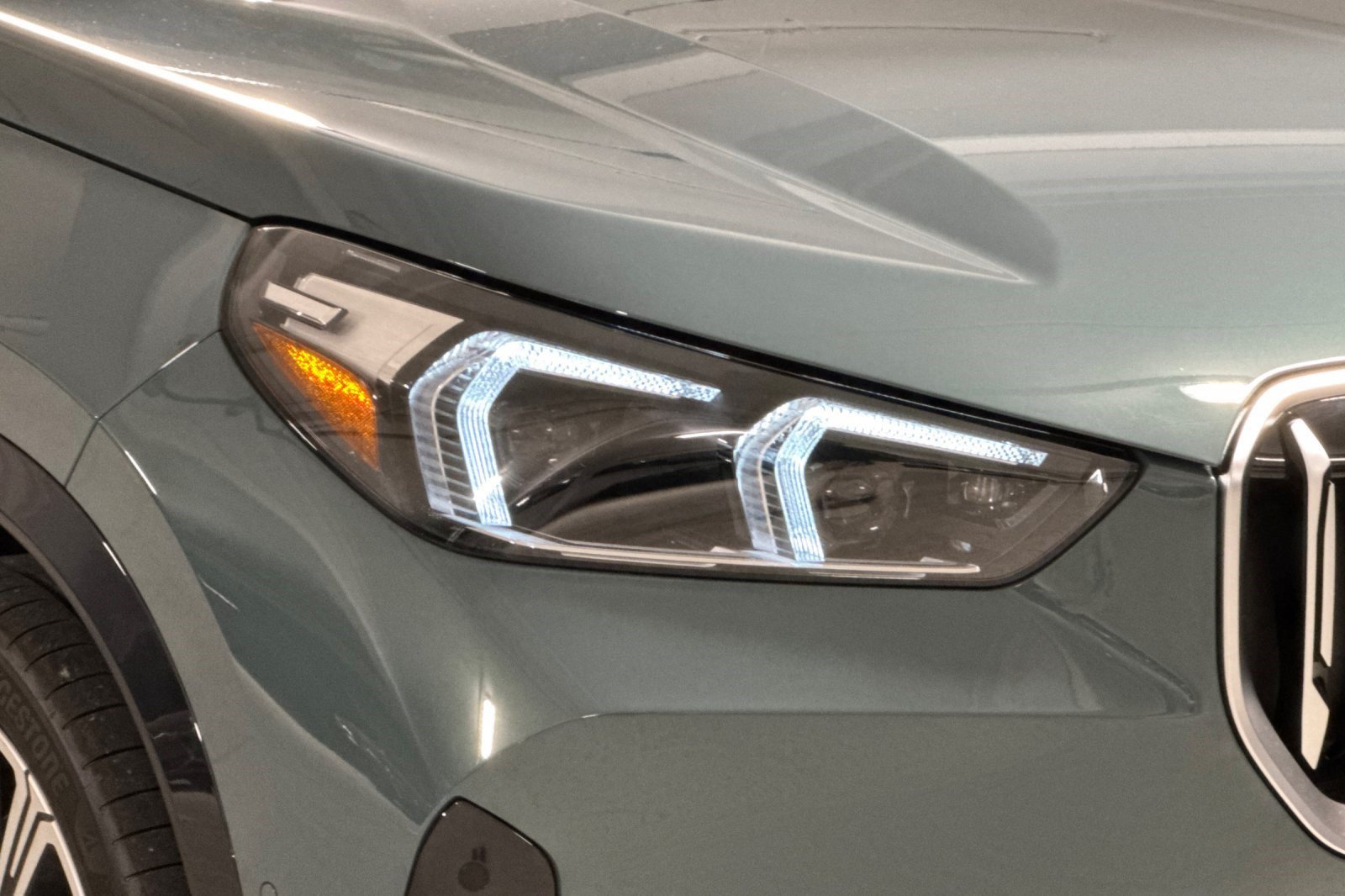 New 2026 BMW X1 xDrive28i w/ Technology Package AWD/4WD image 12