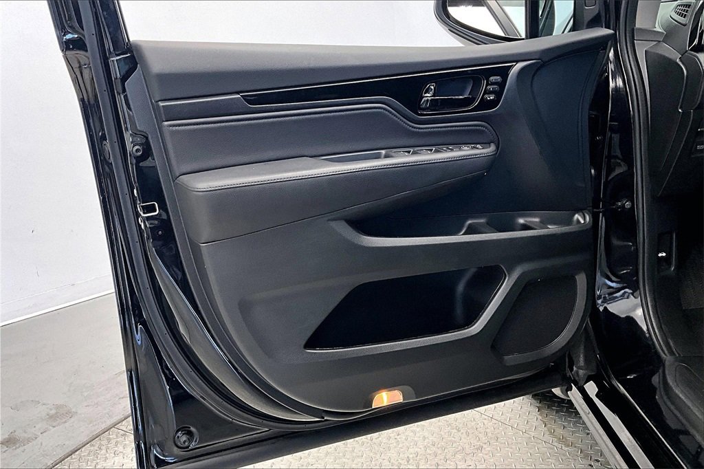 Used 2024 Honda Odyssey Touring image 18
