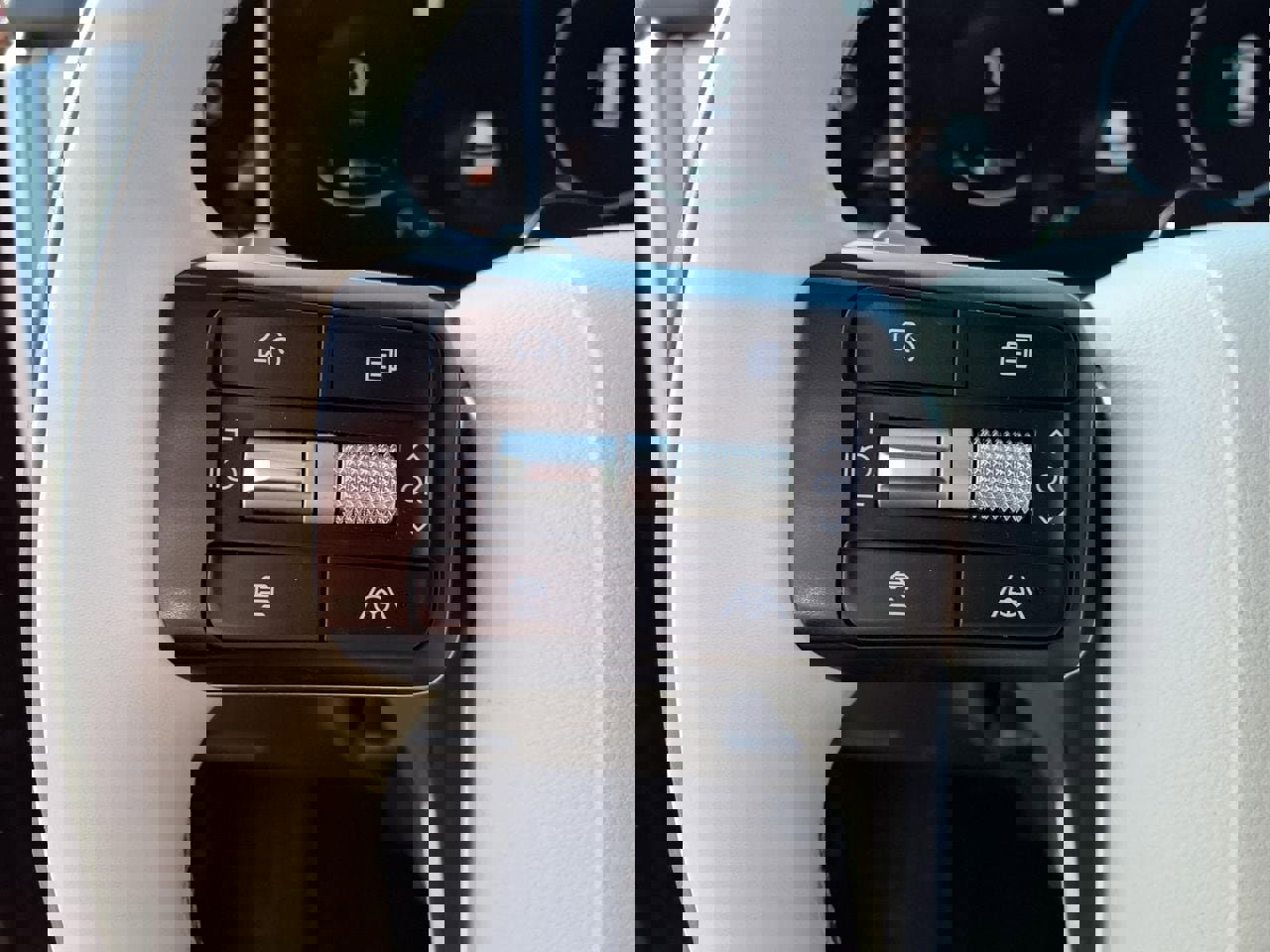 Used 2024 Hyundai Santa Fe Calligraphy image 27