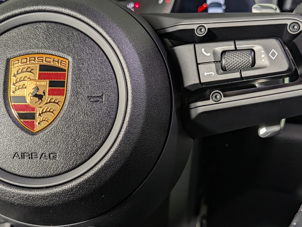 New 2026 Porsche Macan AWD/4WD image 37