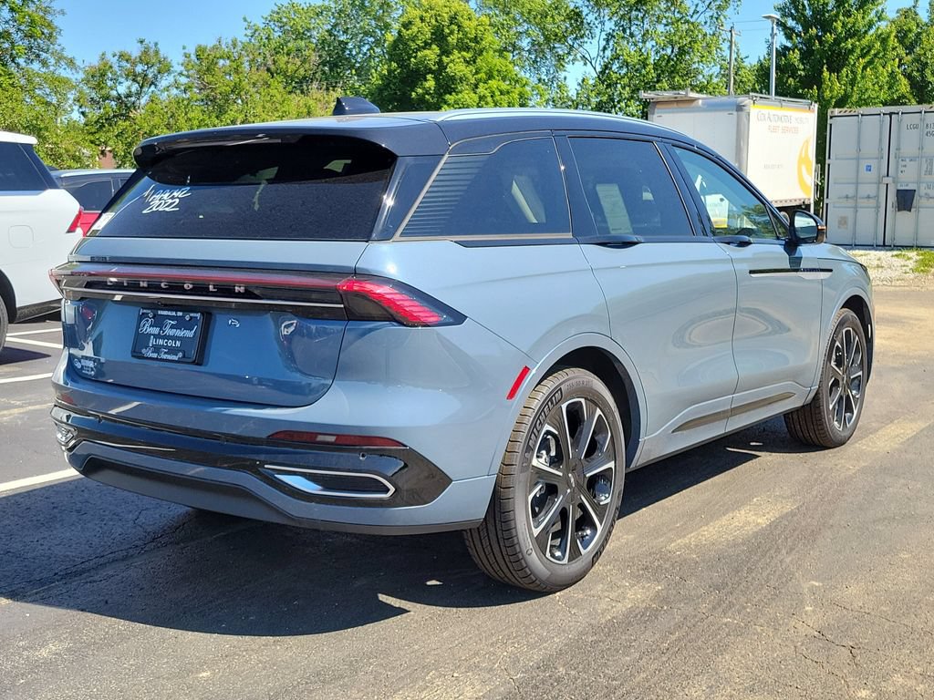 New 2026 Lincoln Nautilus Reserve AWD/4WD image 4
