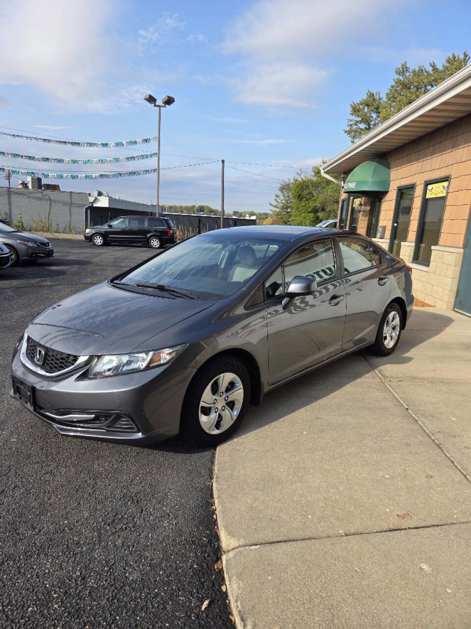 Used 2013 Honda Civic LX image 2