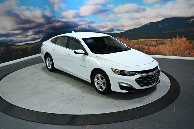 Used 2024 Chevrolet Malibu LT
