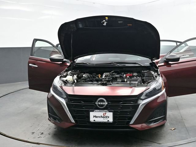 Used 2024 Nissan Altima 2.5 SV image 42