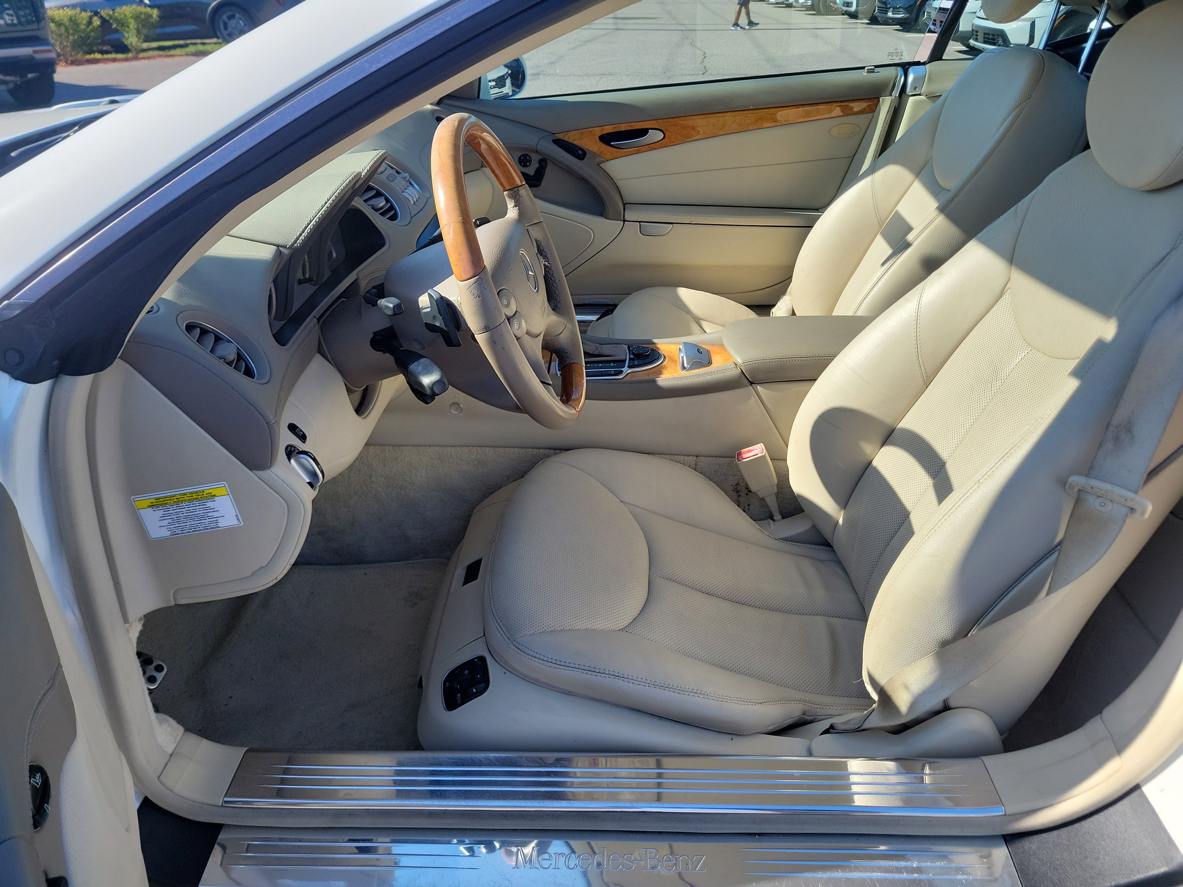 Used 2007 Mercedes-Benz SL 550 image 18