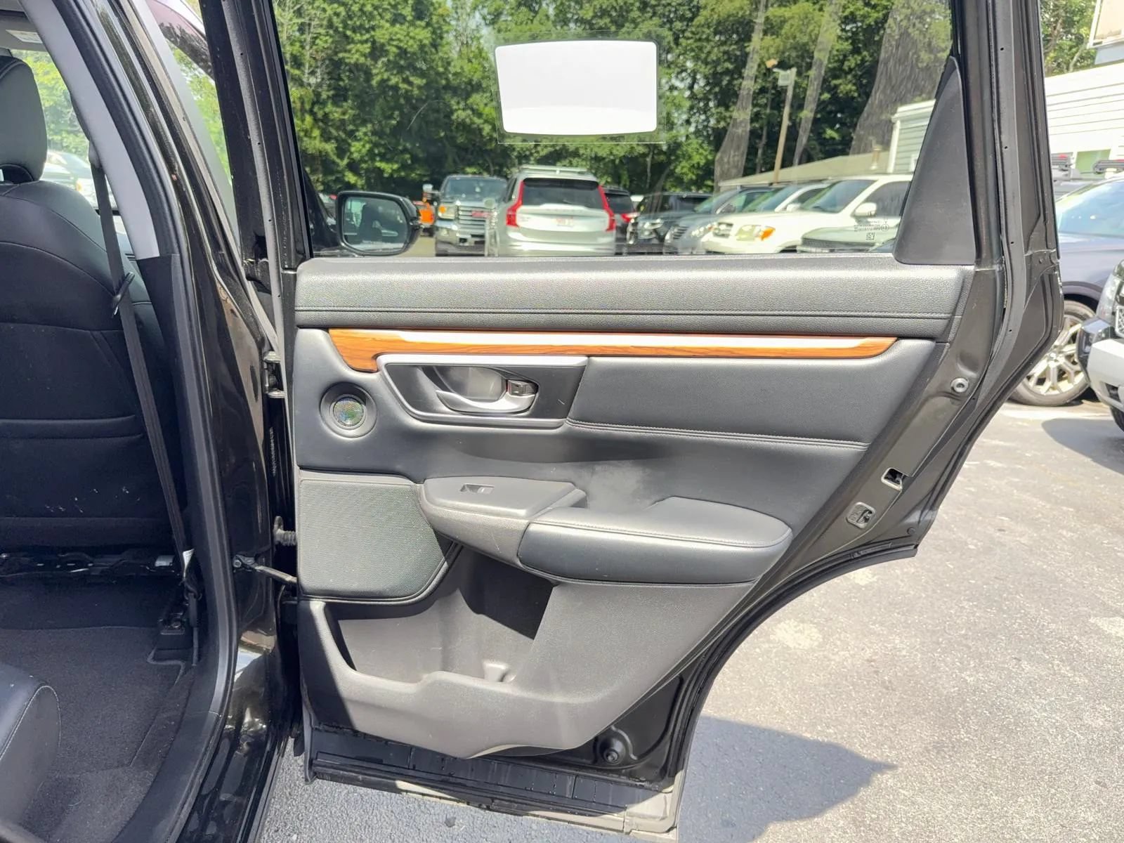 Used 2017 Honda CR-V EX-L image 26