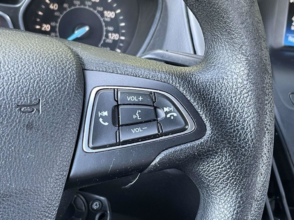 Used 2018 Ford Focus SE FWD image 21