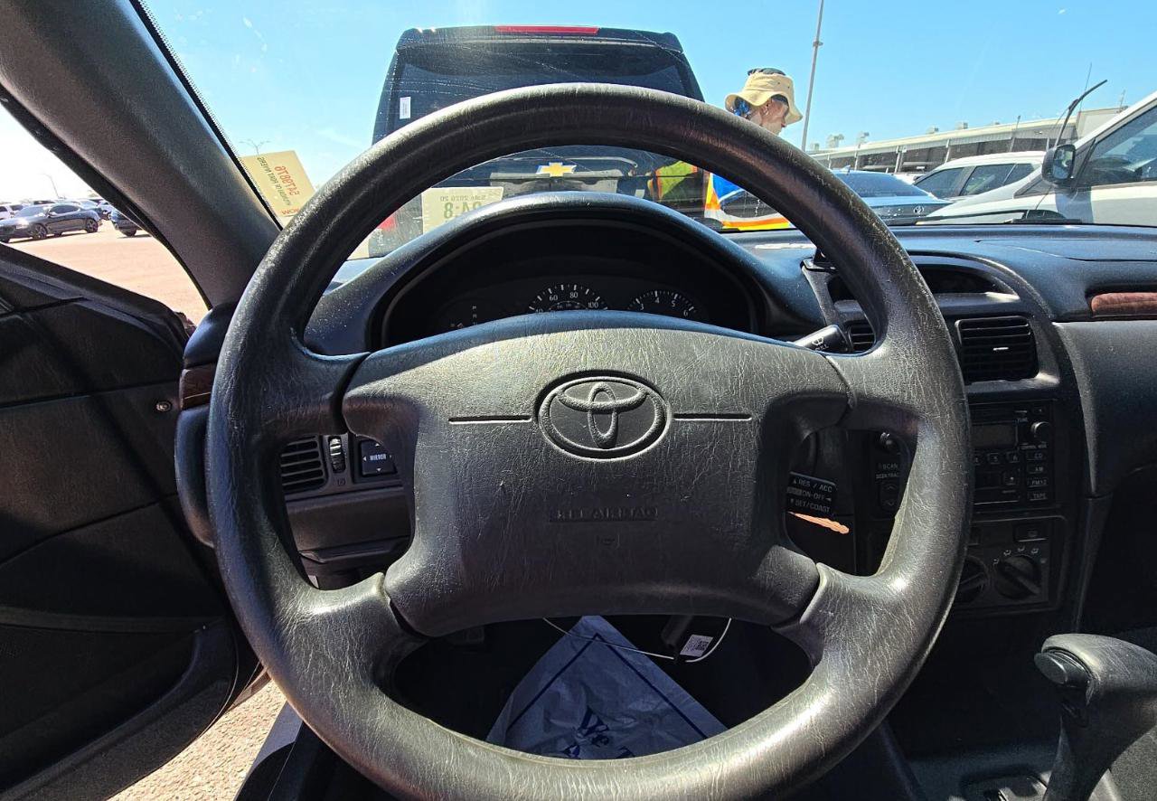 Used 2000 Toyota Solara SE FWD image 12