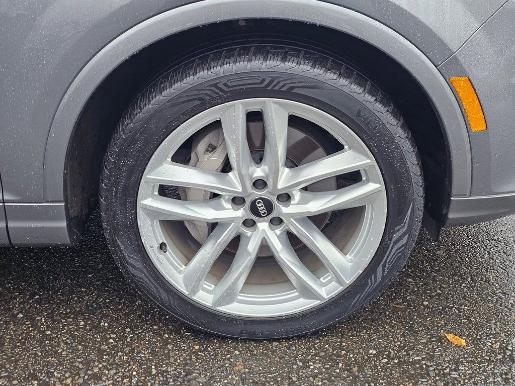 Used 2018 Audi Q7 3.0T Prestige image 34