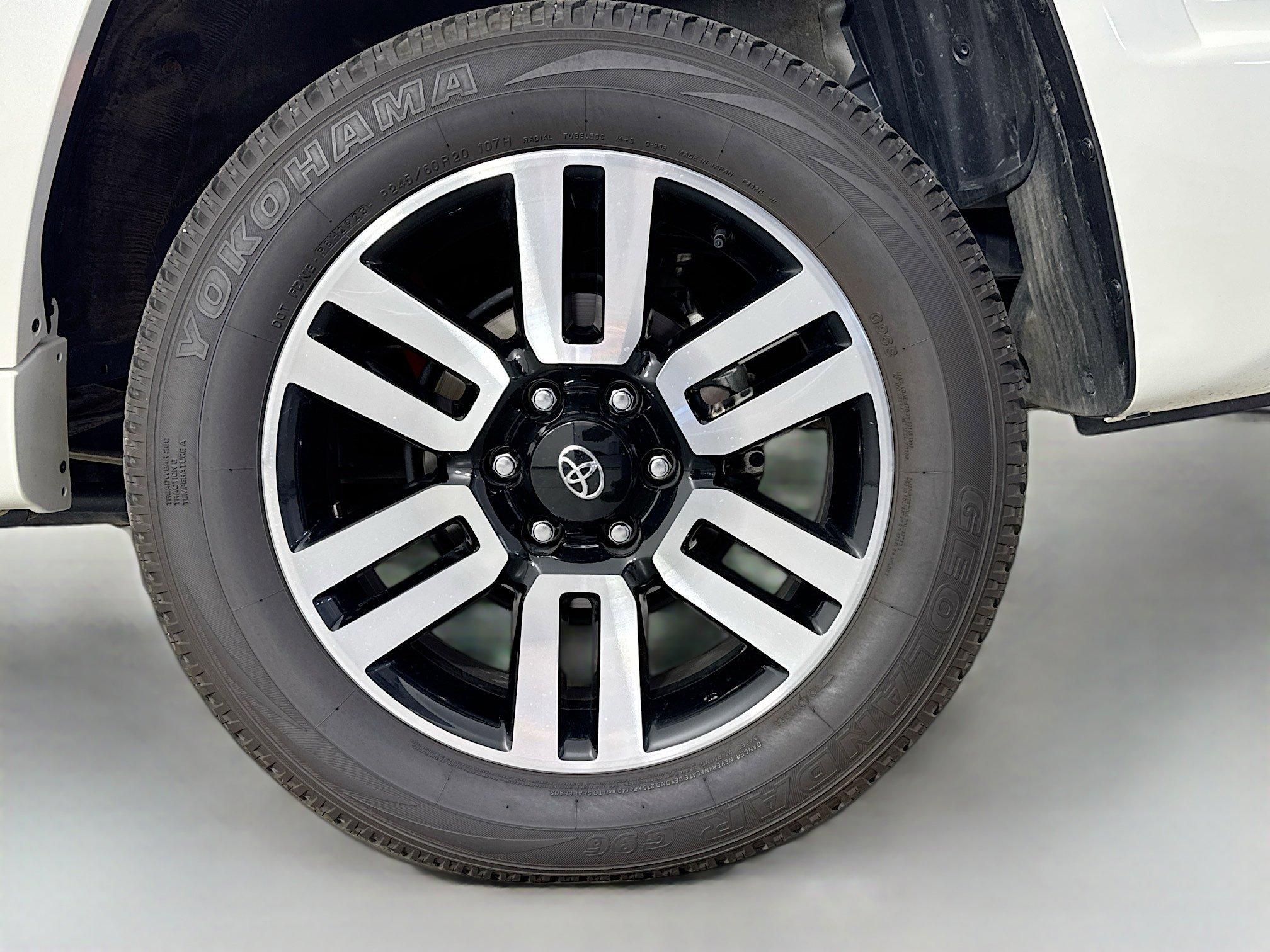 Certified 2023 Toyota 4Runner Limited AWD/4WD image 33