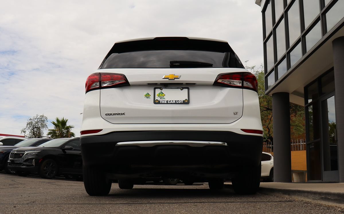 Used 2022 Chevrolet Equinox LT FWD image 12