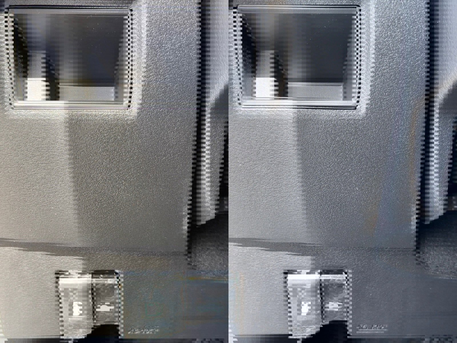 New 2025 Nissan Versa SV w/ Trunk Package image 28