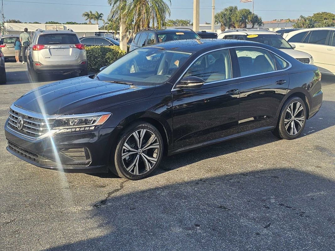 Used 2021 Volkswagen Passat 2.0T SE