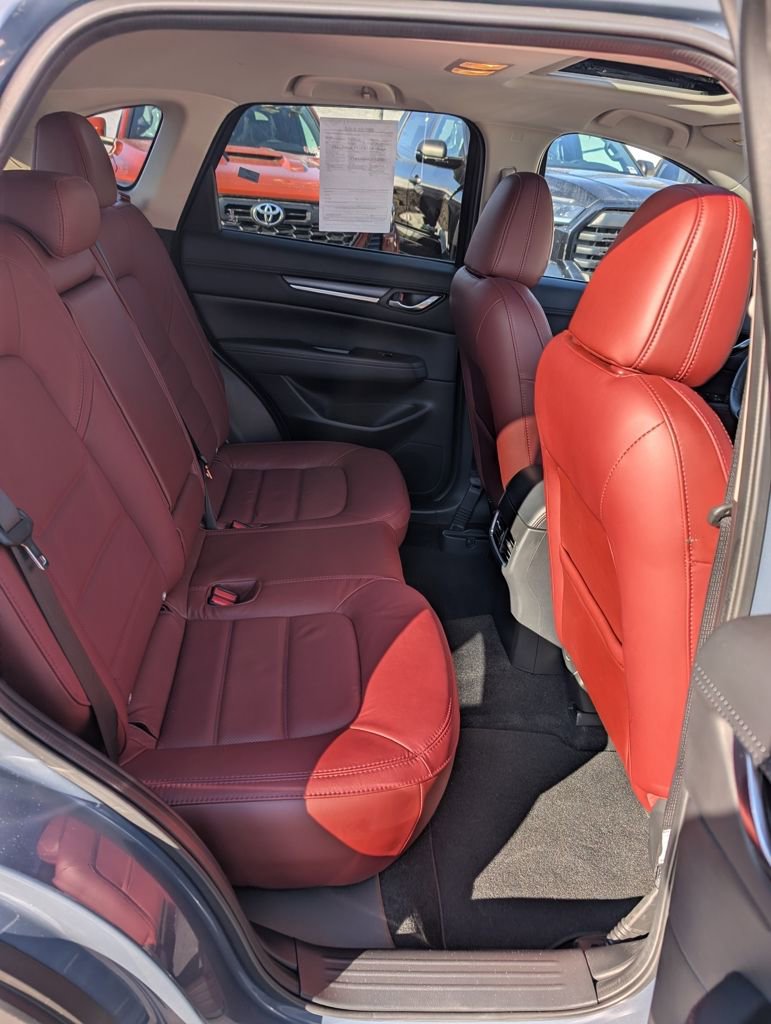 Used 2023 MAZDA CX-5 Carbon Edition image 18