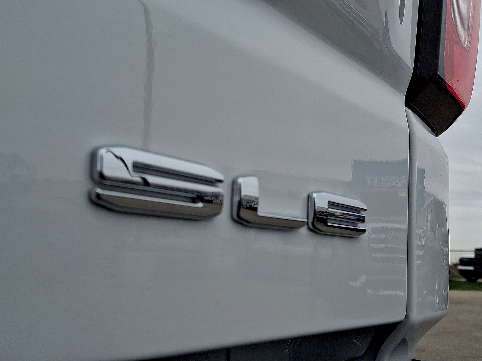 New 2026 GMC Sierra 1500 SLE AWD/4WD image 19