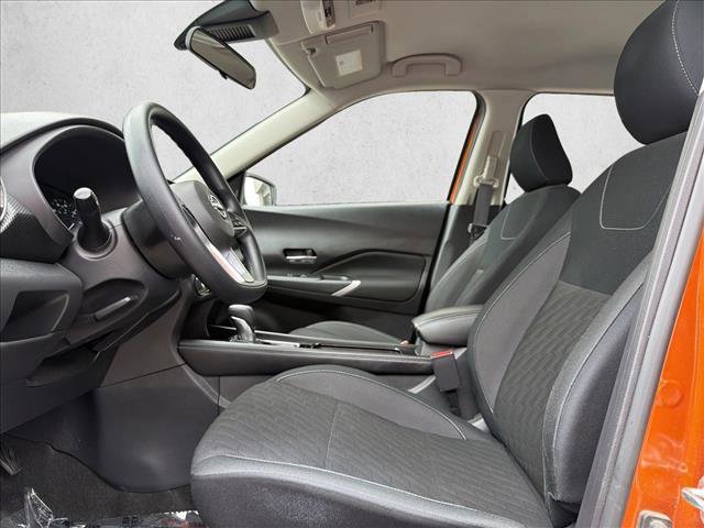 Used 2024 Nissan Kicks SV FWD image 11