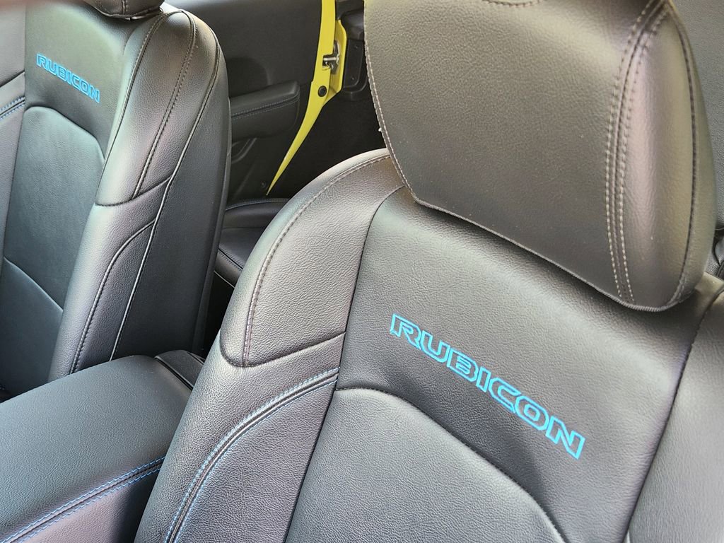 Used 2022 Jeep Wrangler Unlimited Rubicon 4xe w/ Steel Bumper Group image 15