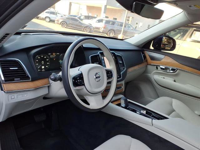 Used 2022 Volvo XC90 T8 Inscription Expression w/ Advanced Package image 7